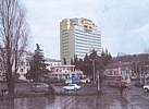 Размещение жилых квартир на крышах 14 этажных жилых домов по ул. Островского в  г. Сочи (2002 г.)